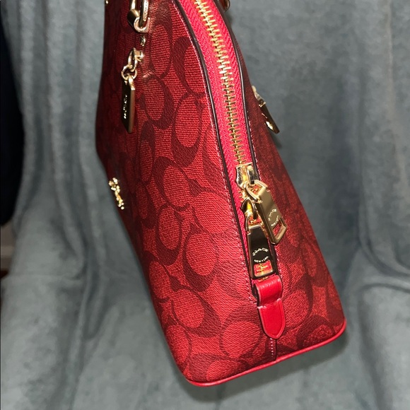 Coach Signature Red Satchel - Picture 5 of 12